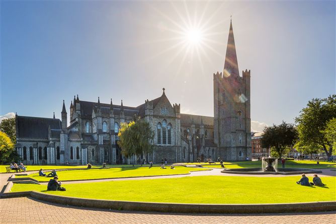 Apt 9 Rochfort House, Dean Court, Patrick Street, South City Centre - D8, Dublin 8