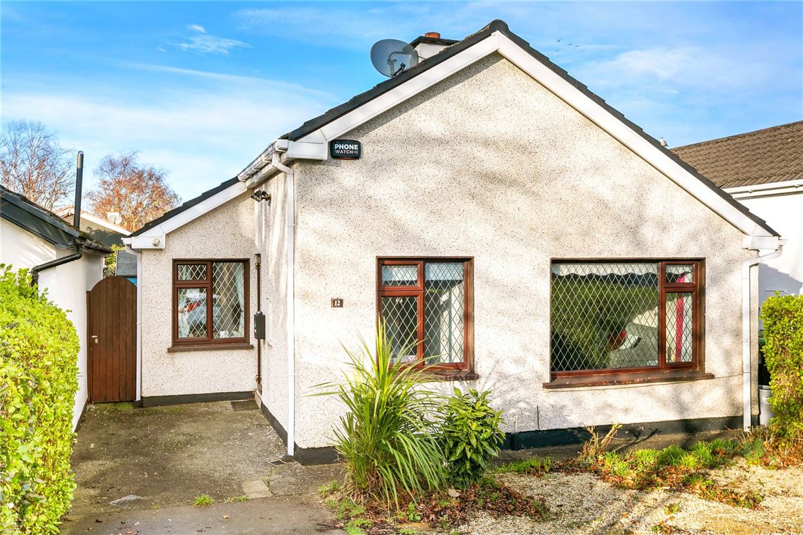 12 Sycamore Park, Kingswood, Dublin 24