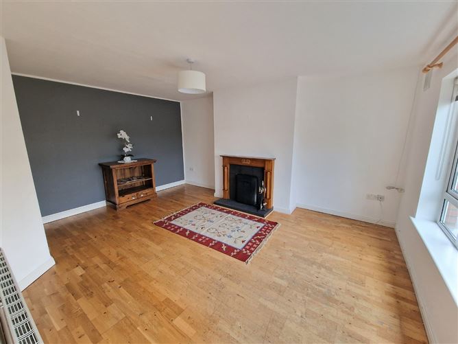 1 Bruach Na Habhainn, Quin Road, Ennis, Co. Clare DNG O'Sullivan