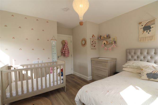 17 Williams Grove, Ardclough, Straffan, Kildare