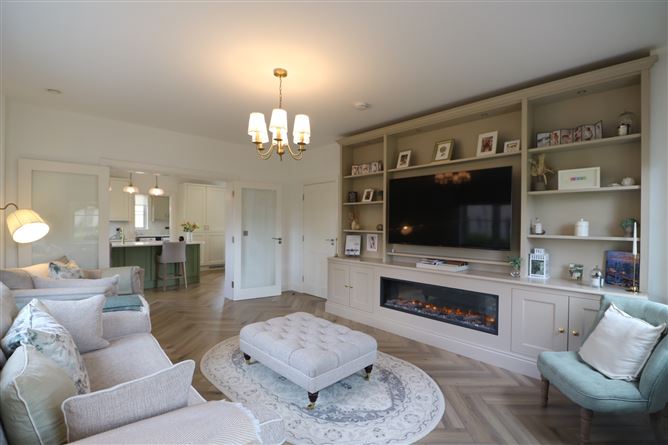 17 Williams Grove, Ardclough, Straffan, Kildare
