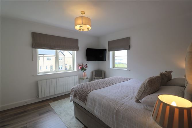 17 Williams Grove, Ardclough, Straffan, Kildare