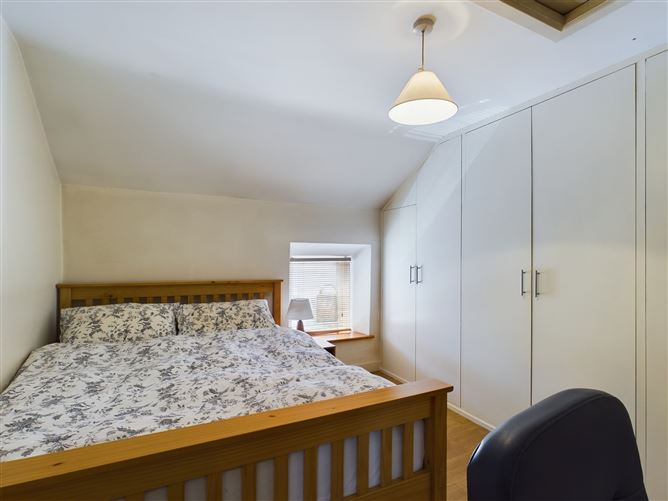 13 Woodstock Street, Athy, Kildare