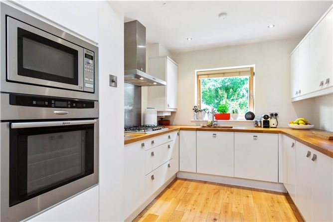 96 Roebuck Castle, Clonskeagh, Dublin 14