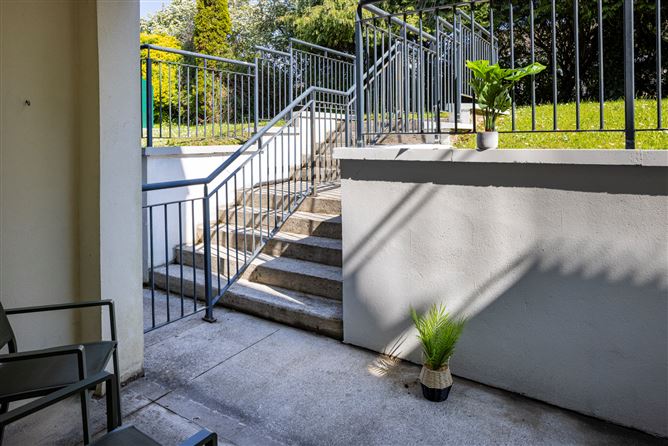 2 Nethercross Court, North Street, Swords, County Dublin