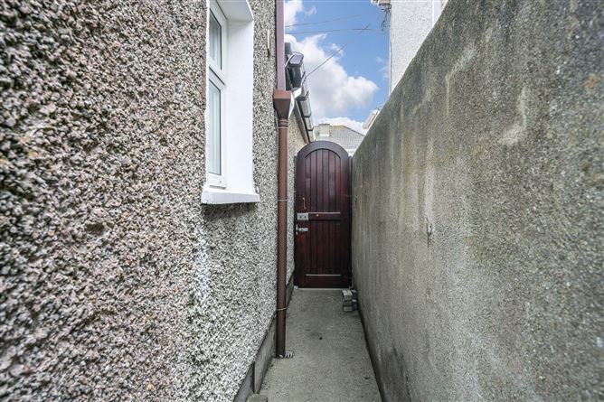 11 Greenogue Drive, Rathcoole, Co. Dublin