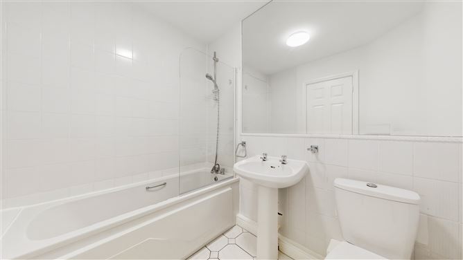 215 Block 15 Marina Village, Malahide, Co. Dubin, Malahide, Dublin