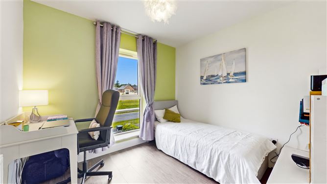 Photo 15 of 21 — 15 Hollywoodrath Road, Hollystown, Dublin 15