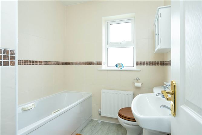 Photo 15 of 18 — 51 Ladys Cross, Clonakilty, Co. Cork