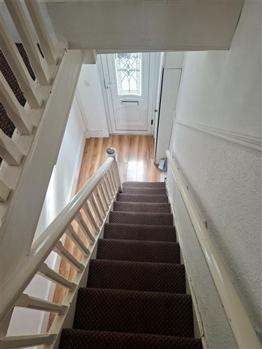 https://photos-a.propertyimages.ie/media/0/2/9/5010920/4c5848f2-ef17-438f-92a6-db5cc94f5ab0_l.jpg