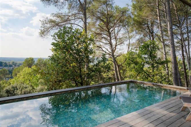 Treetop Hideout,Bouc-Bel-Air, Provence-Alps-French Riviera, France