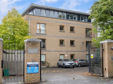 Main image of Apt 12 Friarsland Crescent