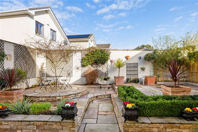 7 Kerrymount Green, Foxrock, Dublin 18