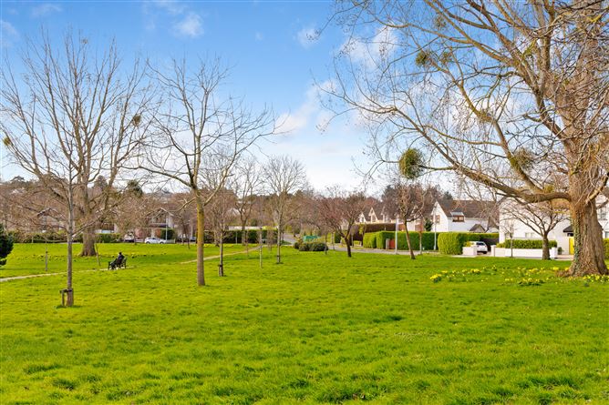 7 Kerrymount Green, Foxrock, Dublin 18