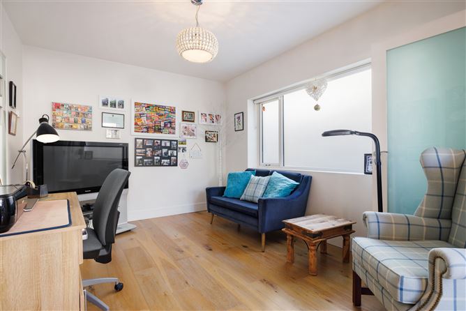 7 Kerrymount Green, Foxrock, Dublin 18