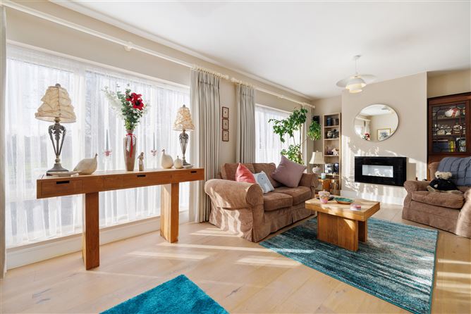 7 Kerrymount Green, Foxrock, Dublin 18