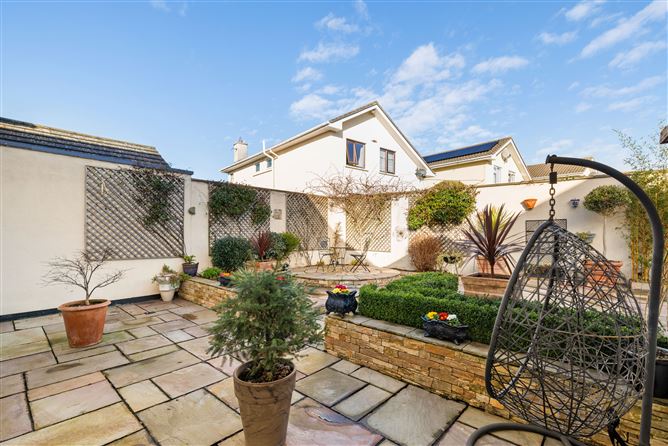 7 Kerrymount Green, Foxrock, Dublin 18