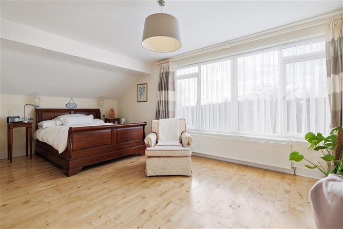 7 Kerrymount Green, Foxrock, Dublin 18