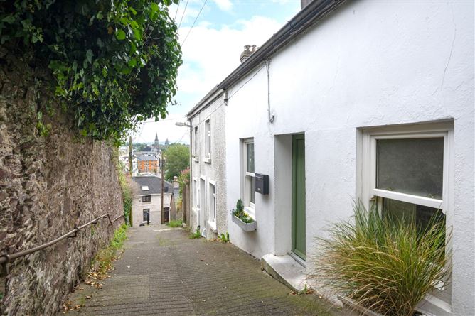 30 Winters Hill, Sunday's Well, Cork
