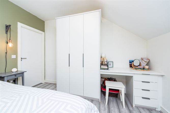 42 Elsmore Green, Elsmore, Naas, Co. Kildare. 
