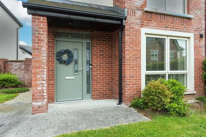 42 Elsmore Green, Elsmore, Naas, Co. Kildare. 
