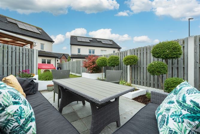 42 Elsmore Green, Elsmore, Naas, Co. Kildare. 