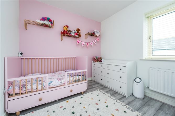 42 Elsmore Green, Elsmore, Naas, Co. Kildare. 