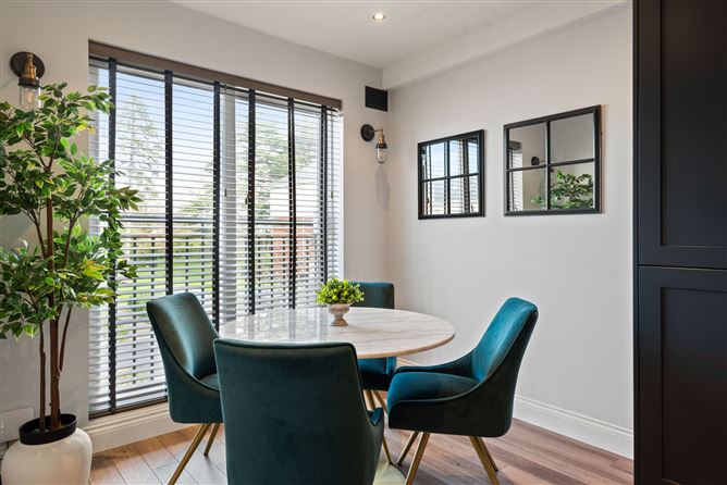 24 Ballintyre Meadows , Ballinteer, Dublin 16