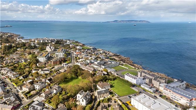 Photo 6 of 24 — Teach Muire, Leslie Avenue, Dalkey, Co. Dublin