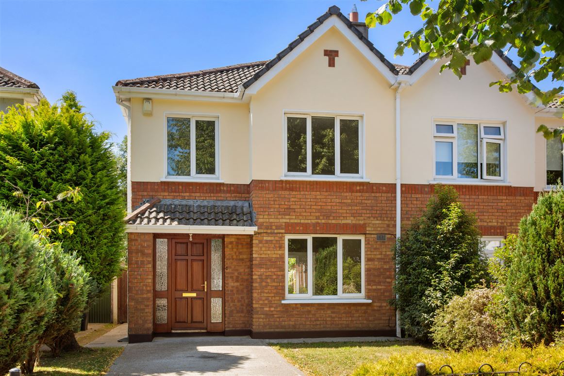 16 Berryfield, Finnstown Priory, Lucan, Co. Dublin