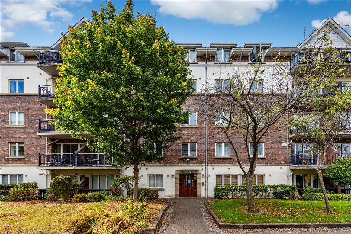 73 Hampton Square, Navan Road, Dublin 7