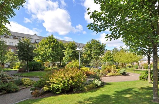 Photo 11 of 12 — 73 Hampton Square, Navan Road, Dublin 7