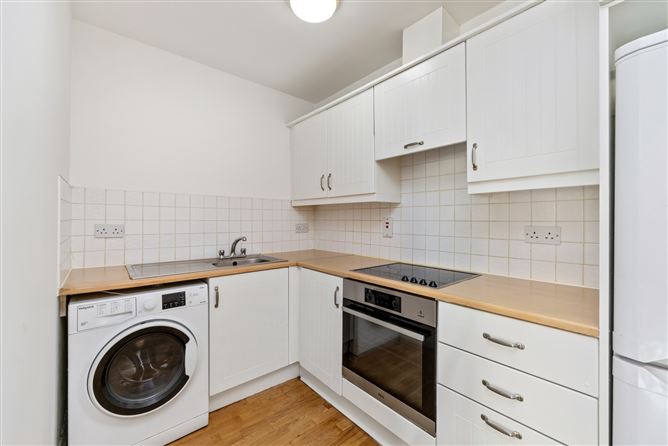Photo 6 of 12 — 73 Hampton Square, Navan Road, Dublin 7