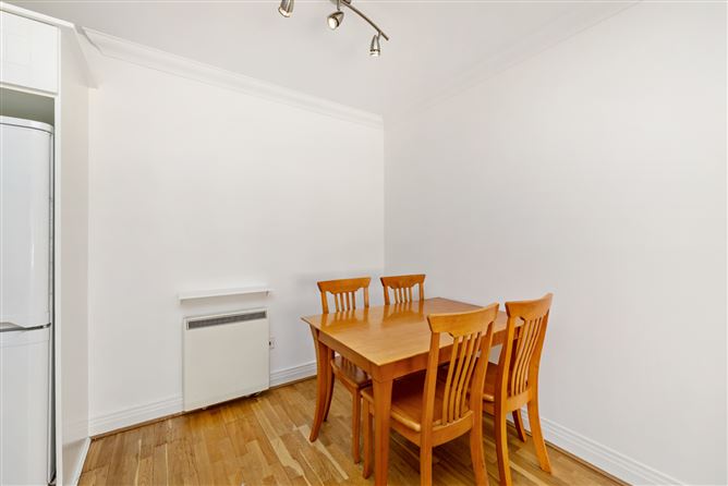 73 Hampton Square, Navan Road, Dublin 7