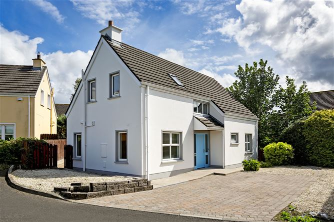 27 Churchfield, Dromahair, Leitrim