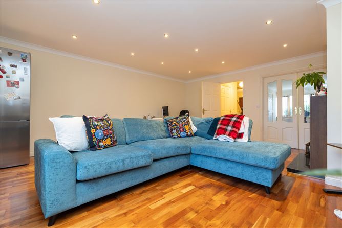 6 Hawthorn Bank, Royal Canal, Mullingar, Co. Westmeath