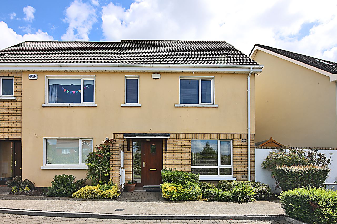 19 Willan's Drive, Ongar, Dublin 15, D15 N2Y8 Baxter Real Estate