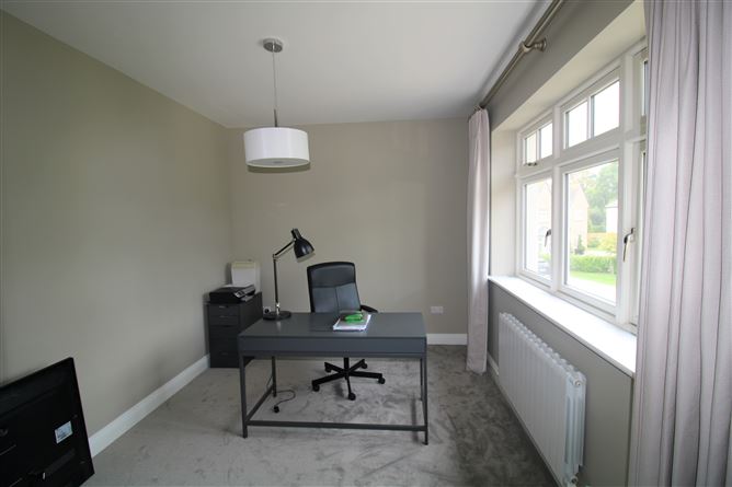 24 Holsteiner Park, Clonee,   Dublin 15