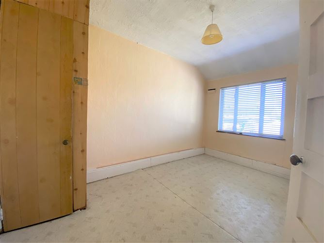 74 Cleggan Aveue, Ballyfermot, Dublin 10