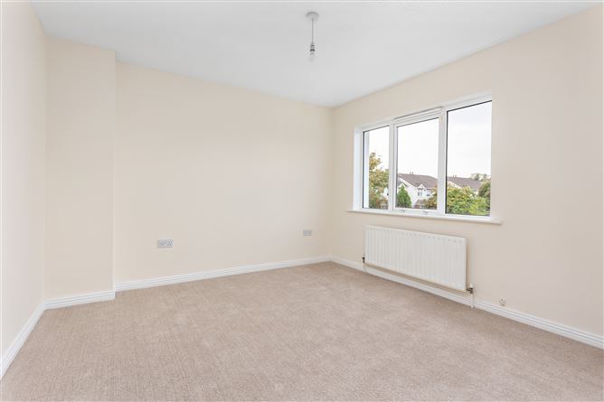 14 Earlsfort Way, Lucan, Dublin
