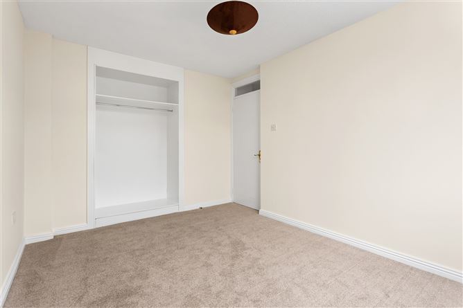 14 Earlsfort Way, Lucan, Dublin