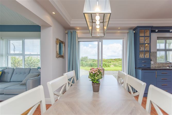 Grianán, Ballyconneely – Amazing Views and Space,H71FP27, Ballyconneely, Galway