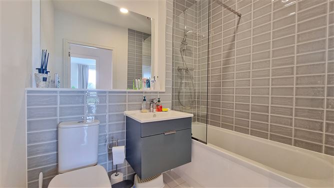 Apartment 11, Beech Hall, Clay Farm, Leopardstown, Dublin 18