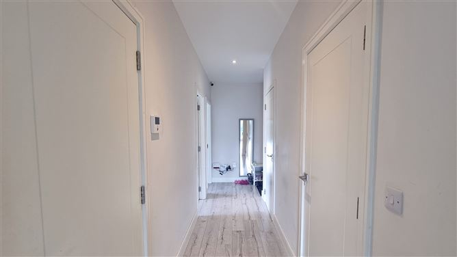 Apartment 11, Beech Hall, Clay Farm, Leopardstown, Dublin 18