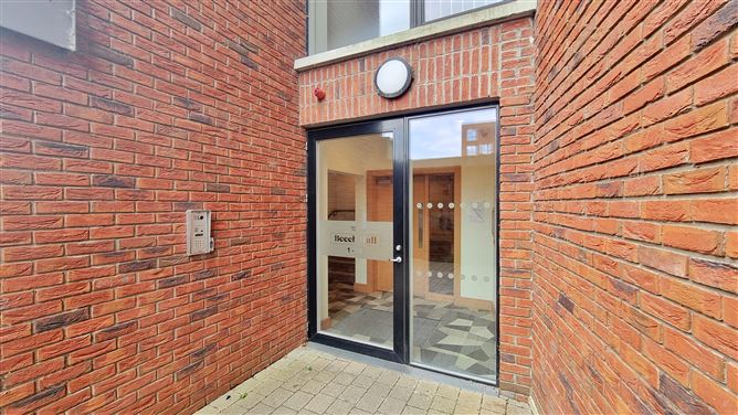 Apartment 11, Beech Hall, Clay Farm, Leopardstown, Dublin 18