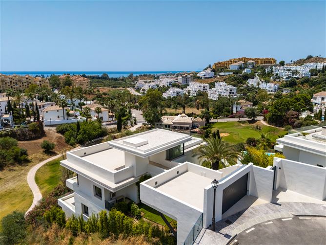{name:Malaga, codeiso:MA}, Estepona, Estepona East, La Resina Golf, Spain - COSTA-01249P