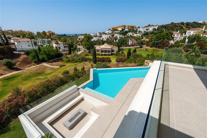 {name:Malaga, codeiso:MA}, Estepona, Estepona East, La Resina Golf, Spain - COSTA-01249P