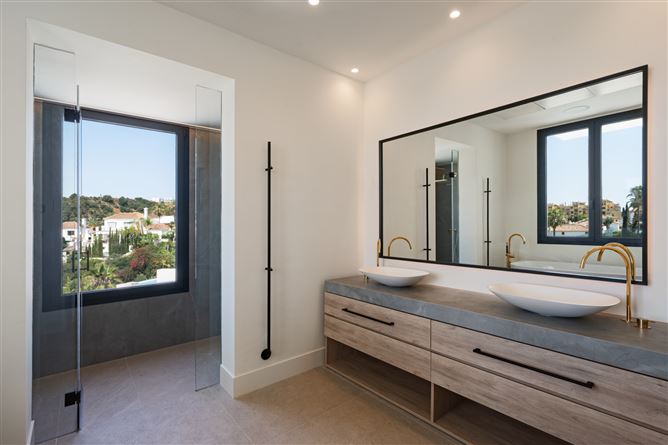 {name:Malaga, codeiso:MA}, Estepona, Estepona East, La Resina Golf, Spain - COSTA-01249P