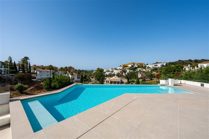 {name:Malaga, codeiso:MA}, Estepona, Estepona East, La Resina Golf, Spain - COSTA-01249P