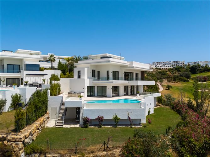 {name:Malaga, codeiso:MA}, Estepona, Estepona East, La Resina Golf, Spain - COSTA-01249P